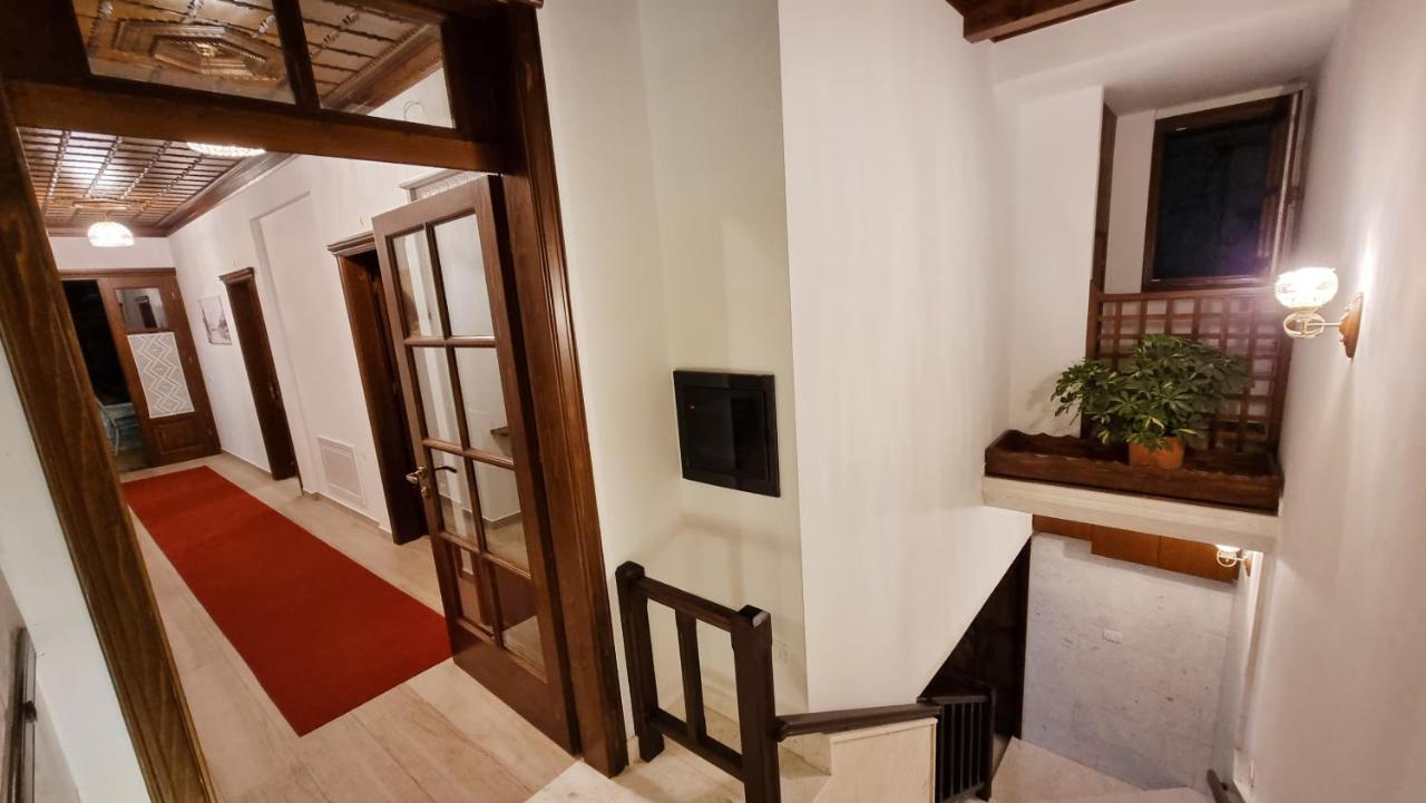 Master Hotel Берат Екстериор снимка