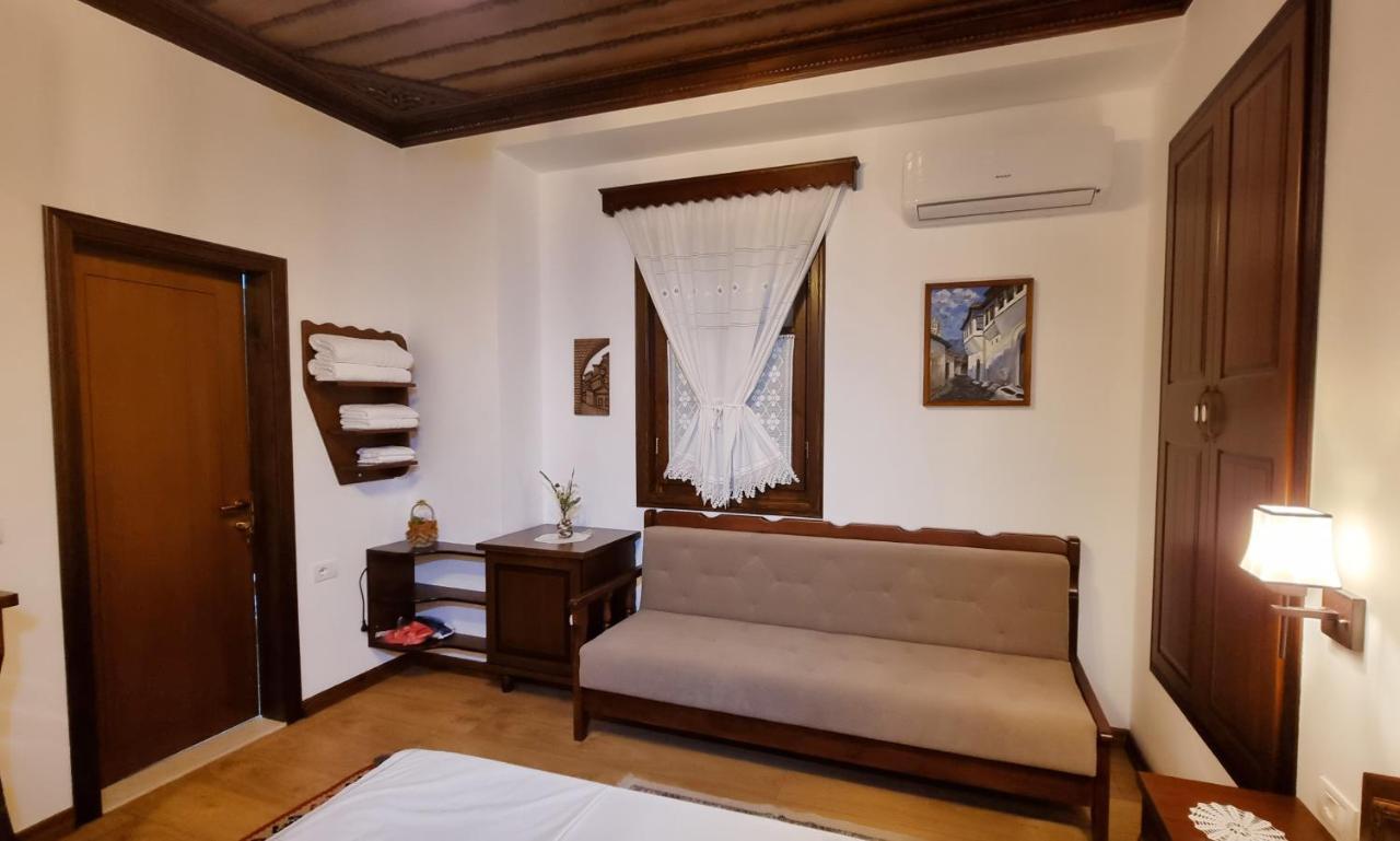 Master Hotel Берат Екстериор снимка