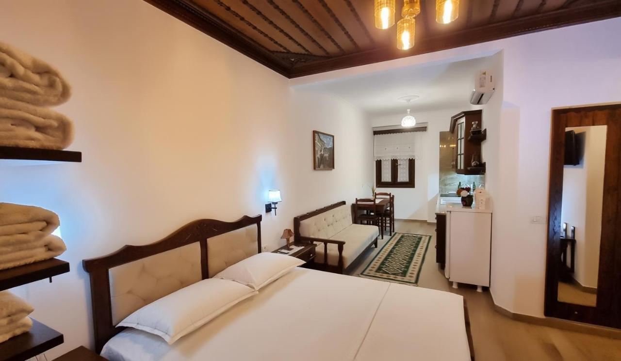 Master Hotel Берат Екстериор снимка