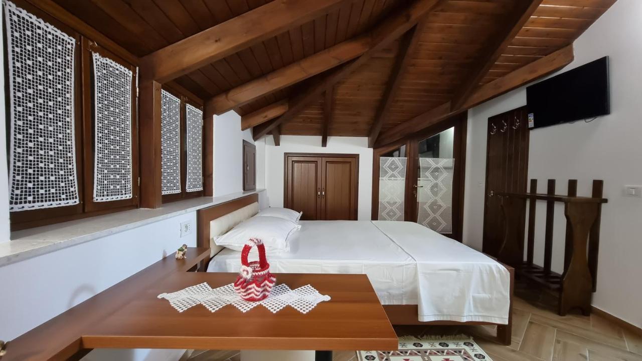 Master Hotel Берат Екстериор снимка