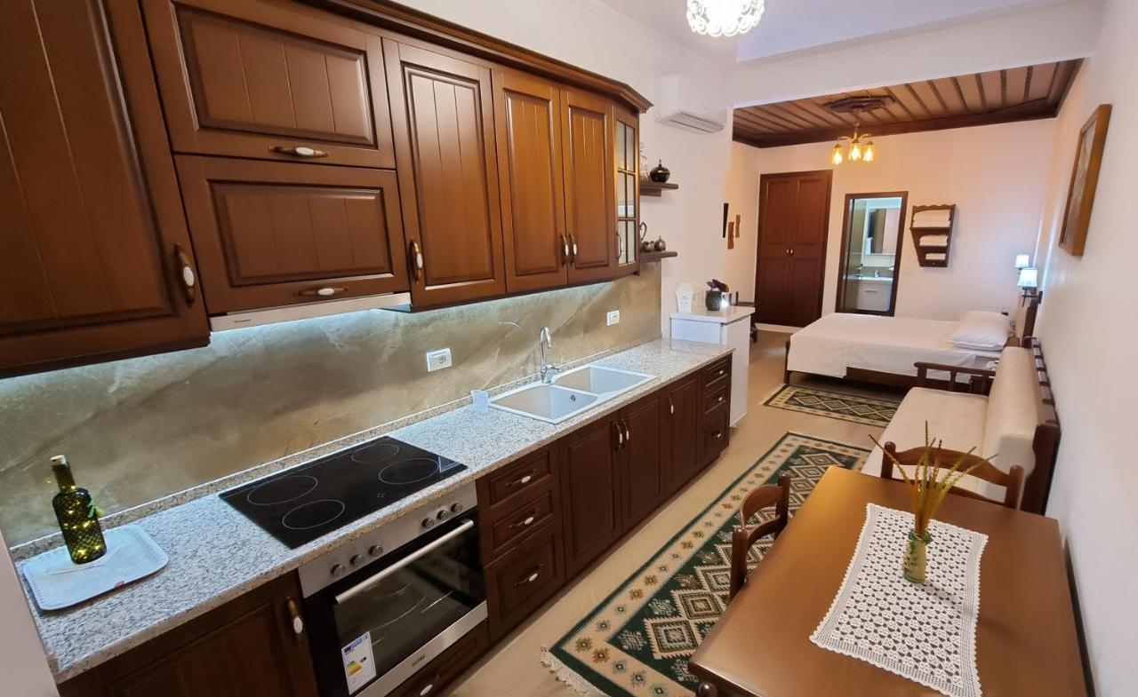 Master Hotel Берат Екстериор снимка