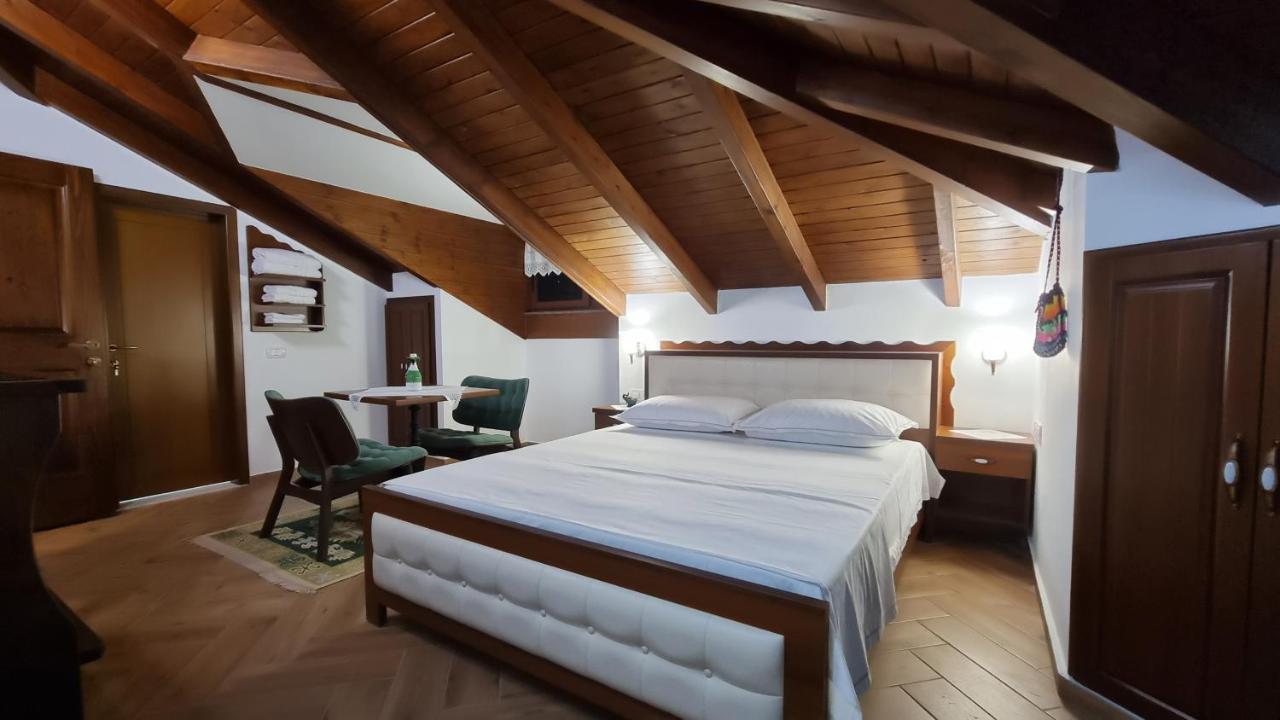 Master Hotel Берат Екстериор снимка